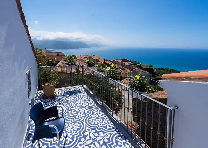 Ispani Inn Resort photo