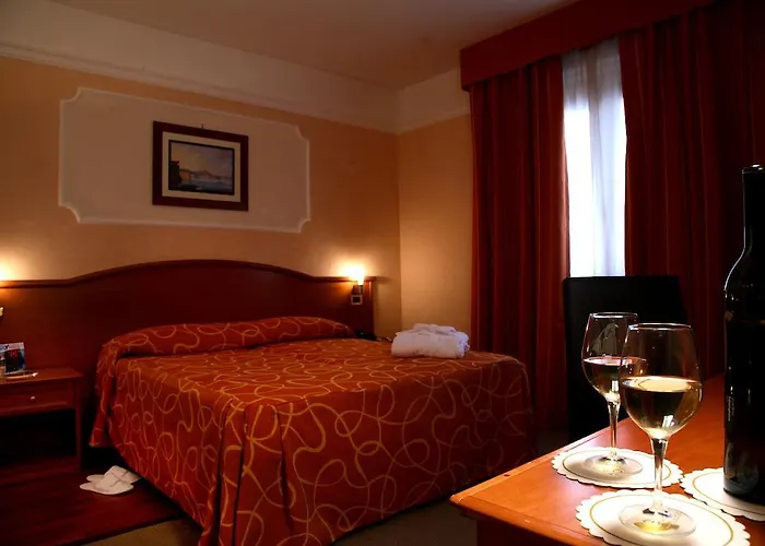 صورة Gold Hotel مارشانيزي