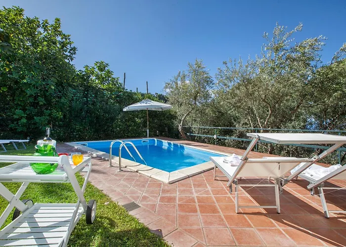 Фото Вилла La Casa Di Pietra Termini