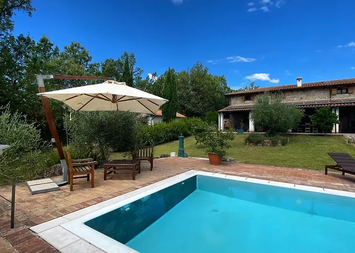 Tenuta Cerreto Torre Orsaia képek