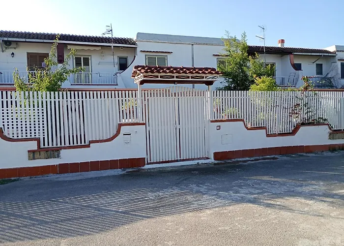 Casa Vacanze A Baia Felice Torre San Limatoの写真