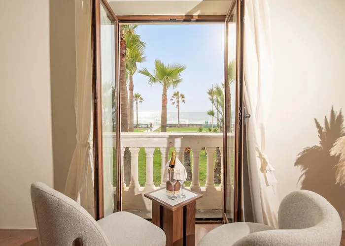 Grand Hotel Le Chateau Licola képek