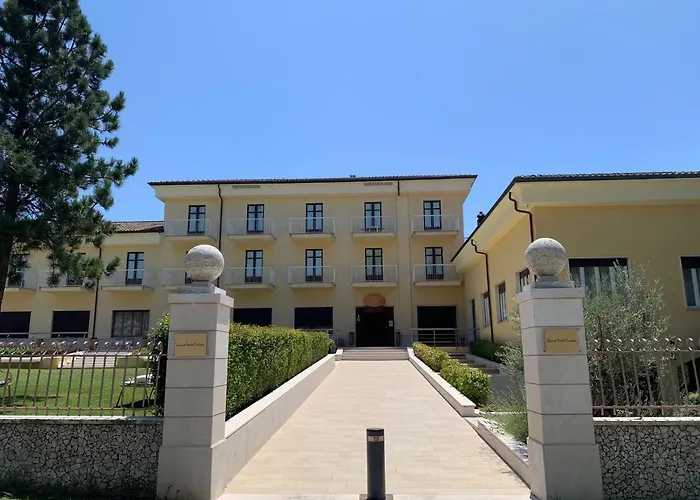 Hotel Certosa Padula fotorgafie